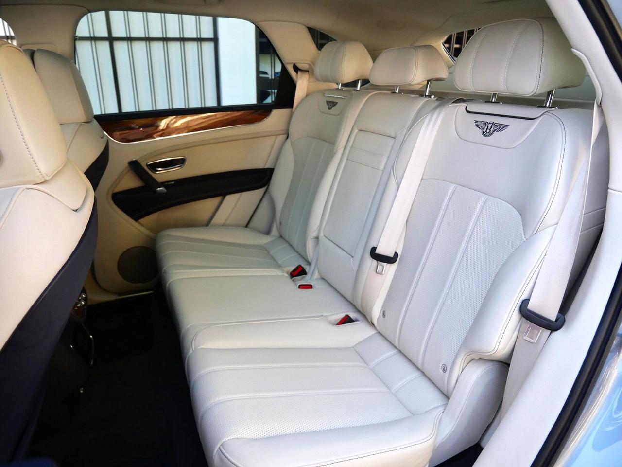 2019 Bentley Bentayga V8 V8 Lawrence KS