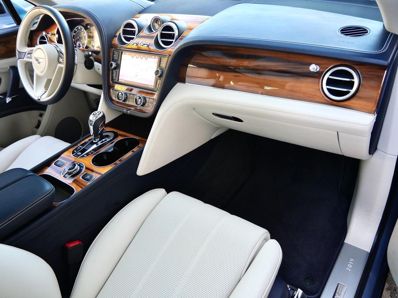 2019 Bentley Bentayga V8 V8 Lawrence KS