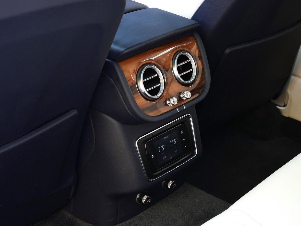 2019 Bentley Bentayga V8 V8 Lawrence KS