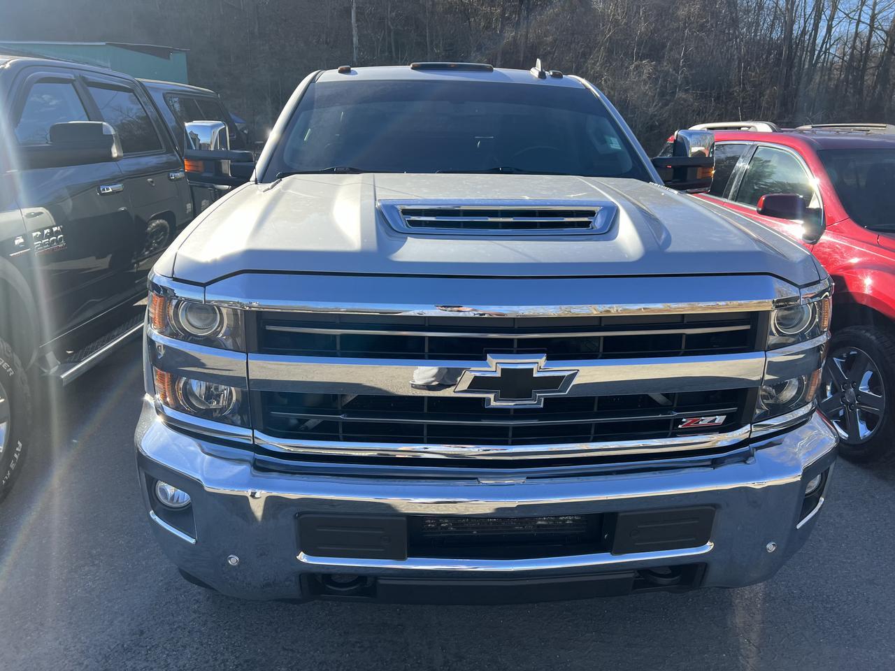 CHEVROLETSILVERADO 3500 CREW CAB 4X42