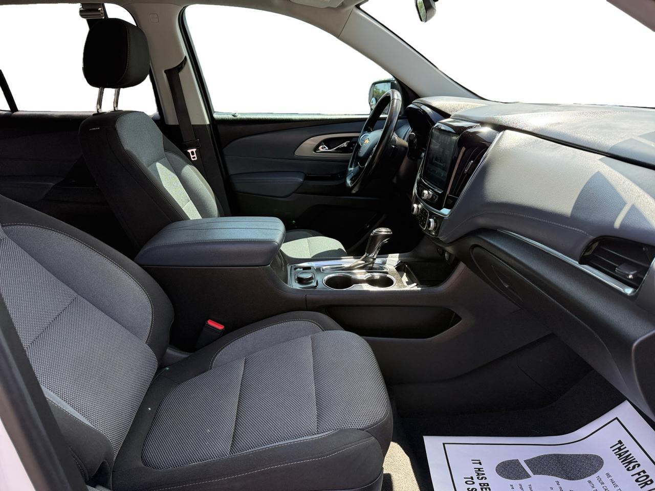 2019 CHEVROLET TRAVERSE LT CLOTH Kansas City MO 2019 CHEVROLET TRAVERSE LT CLOTH Kansas City MO