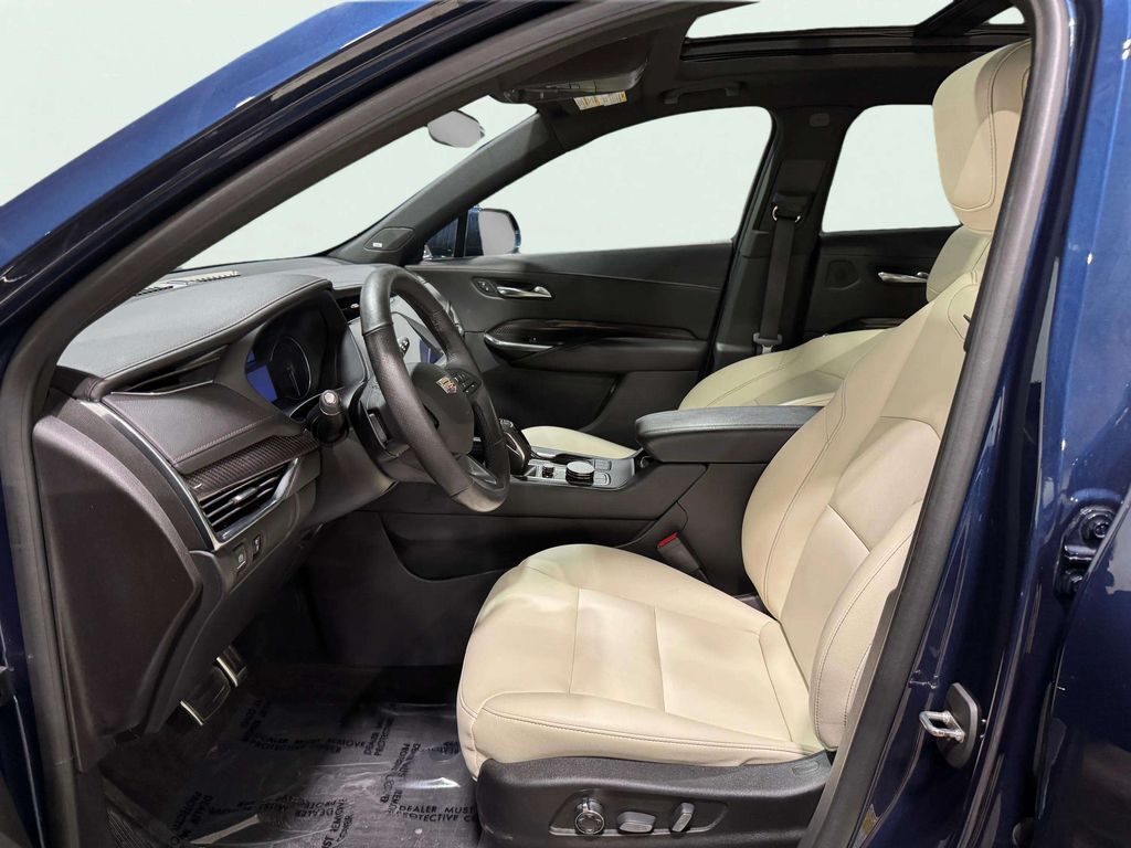 2019 Cadillac XT4 Sport w/Driver Awareness &amp; Cold Weather Pkg San Clemente CA