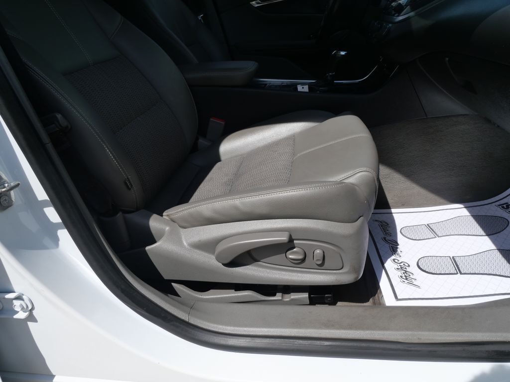 2019 Chevrolet Impala LT Mt Pleasant MI