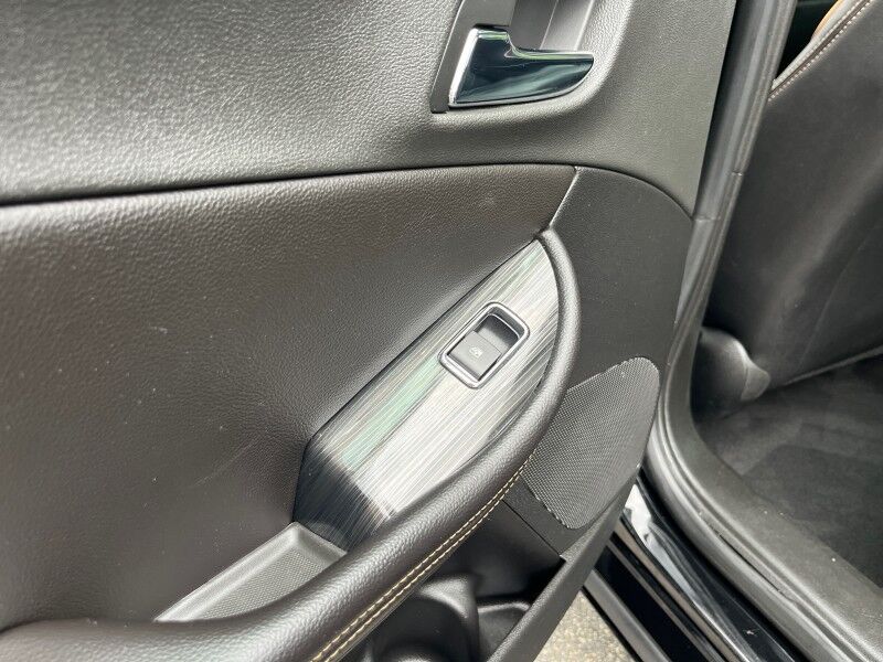 2019 Chevrolet Impala Premier - LEATHER - SUNROOF - BOSE Whitinsville MA 2019 Chevrolet Impala Premier - LEATHER - SUNROOF - BOSE Whitinsville MA