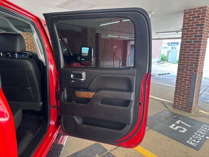 2019 Chevrolet Silverado 3500HD LTZ Crew Cab LB DRW 4WD w/ Duramax Plus Package Arlington VA