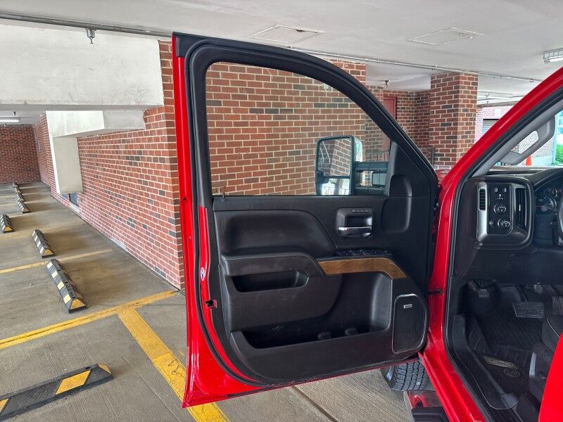 2019 Chevrolet Silverado 3500HD LTZ Crew Cab LB DRW 4WD w/ Duramax Plus Package Arlington VA