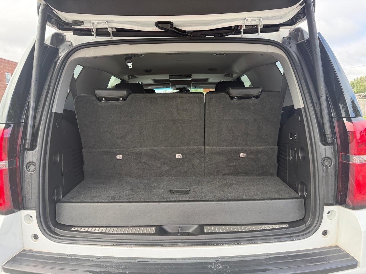 2019 Chevrolet Tahoe Premier, DVD ENTERTAINMENT, APPLE CARPLAY/ANDROID AUTO, WIFI, RUNNING BOARDS, BACKUP CAMERA, SUNROOF, HEATED AND VENTILATED FRONT SEATS, HEATED STEERING WHEEL, HEATED SECOND ROW SEATS, THIS TAHOE IS FULLY LOADED DONT LET IT PASS YOU BY! Norfolk VA 2019 Chevrolet Tahoe Premier, DVD ENTERTAINMENT, APPLE CARPLAY/ANDROID AUTO, WIFI, RUNNING BOARDS, BACKUP CAMERA, SUNROOF, HEATED AND VENTILATED FRONT SEATS, HEATED STEERING WHEEL, HEATED SECOND ROW SEATS, THIS TAHOE IS FULLY LOADED DONT LET IT PASS YOU BY! Norfolk VA