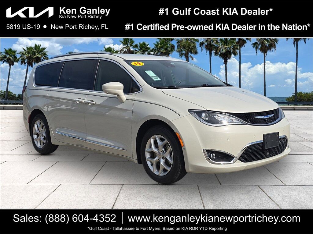 2019 Chrysler Pacifica Touring L Plus San Clemente CA 2019 Chrysler Pacifica Touring L Plus San Clemente CA