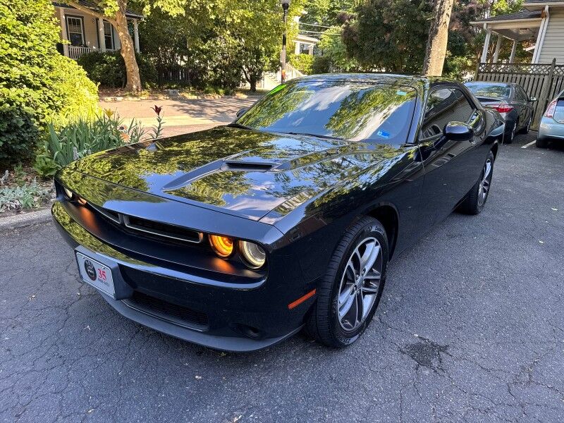 2019 Dodge Challenger SXT AWD 2019 Dodge Challenger SXT AWD