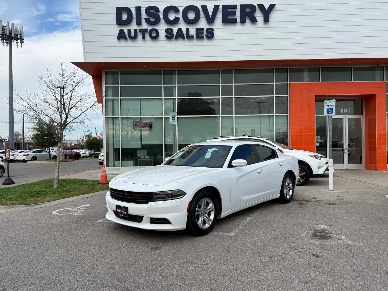 2019 Dodge Charger SXT's photo