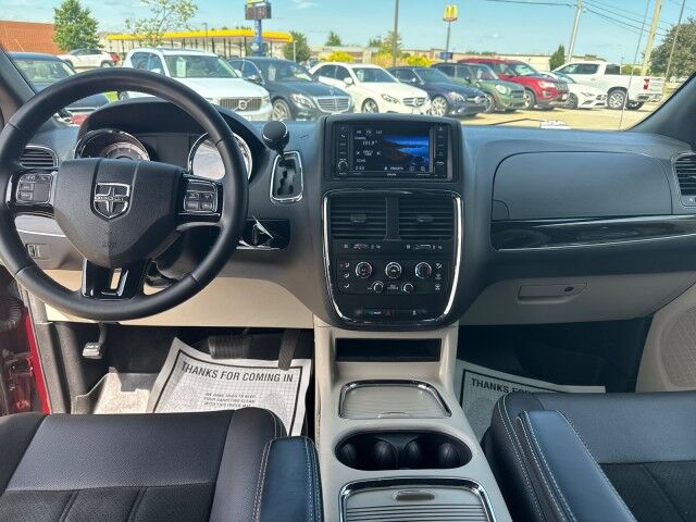 2019 Dodge Grand Caravan SXT Springfield IL 2019 Dodge Grand Caravan SXT Springfield IL