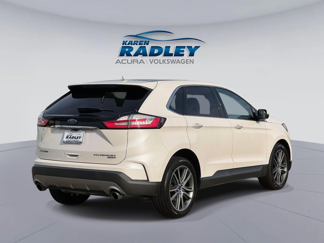 2019 Ford Edge Titanium