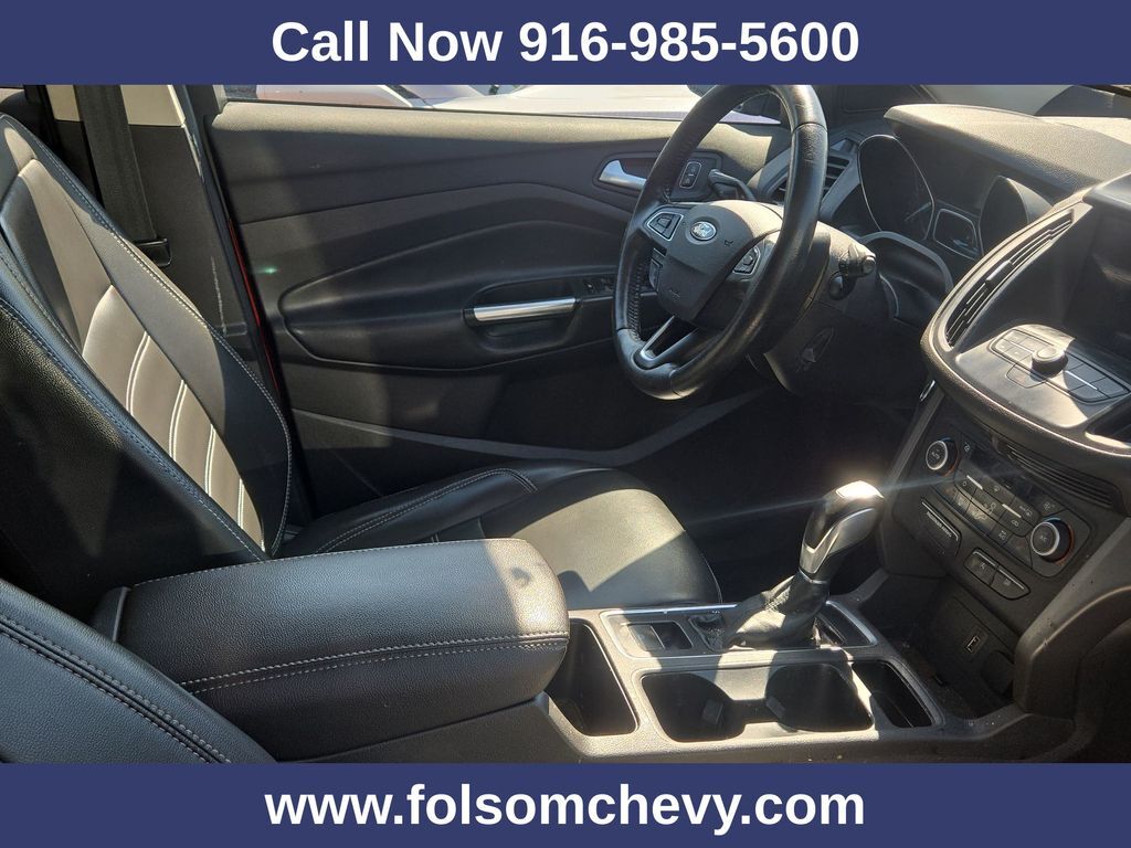 2019 Ford Escape SEL 2019 Ford Escape SEL