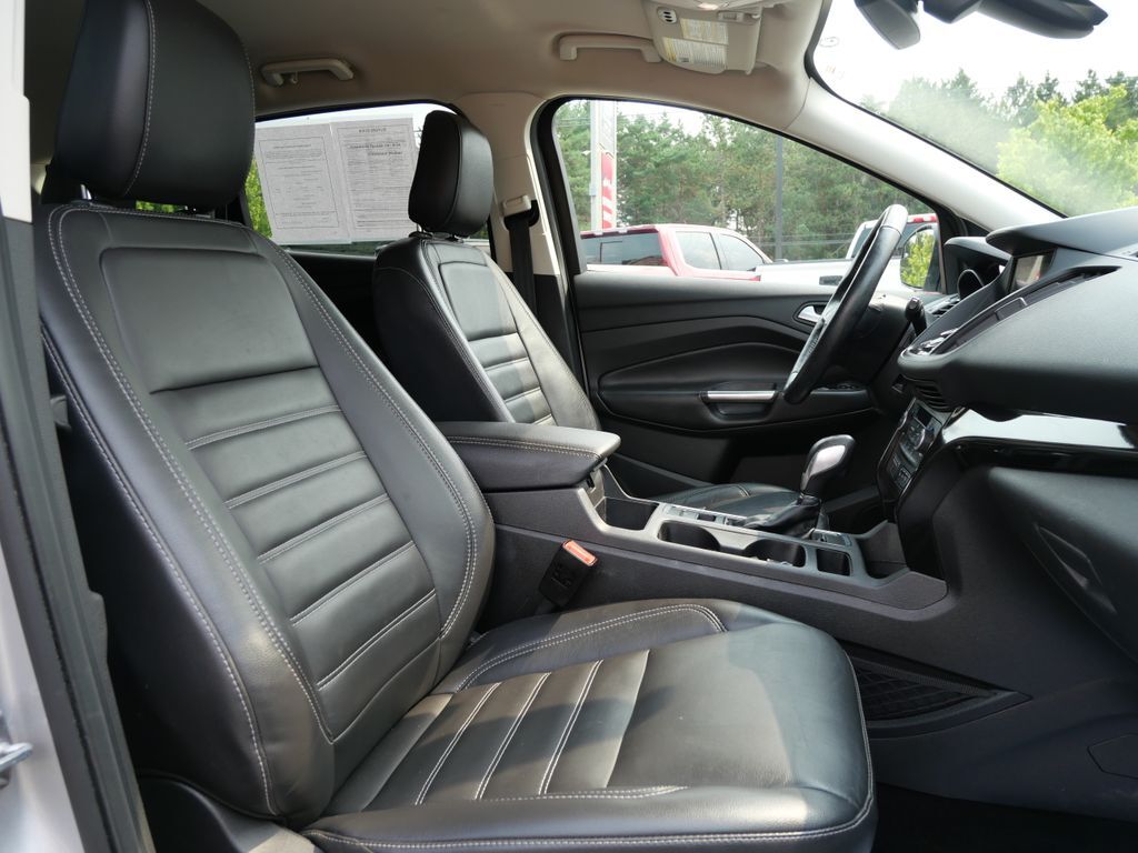 2019 Ford Escape Titanium Mt Pleasant MI