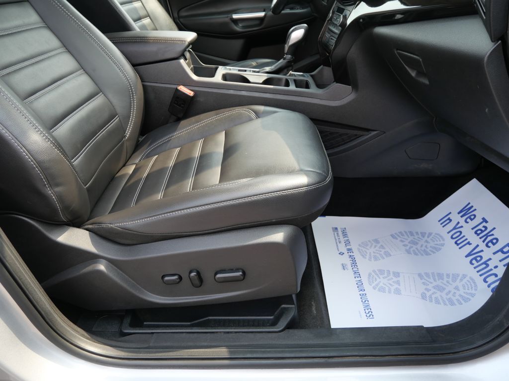 2019 Ford Escape Titanium Mt Pleasant MI