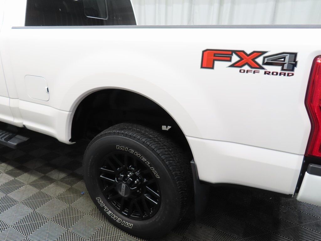2019 Ford F-250 Super Duty 4x4 Crew Cab Lariat Fond du Lac WI 2019 Ford F-250 Super Duty 4x4 Crew Cab Lariat Fond du Lac WI