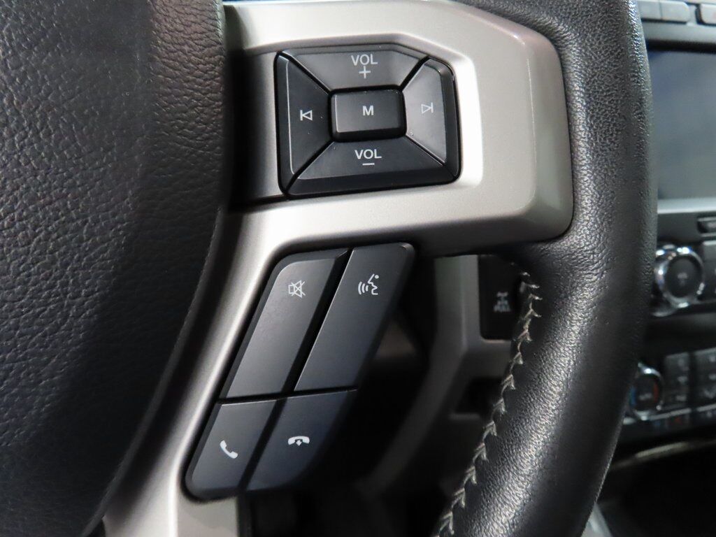 2019 Ford F-250 Super Duty 4x4 Crew Cab Lariat Fond du Lac WI 2019 Ford F-250 Super Duty 4x4 Crew Cab Lariat Fond du Lac WI