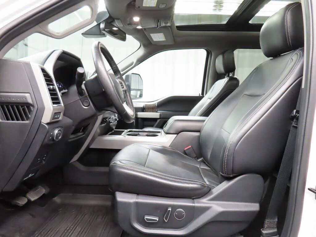 2019 Ford F-250 Super Duty 4x4 Crew Cab Lariat Fond du Lac WI 2019 Ford F-250 Super Duty 4x4 Crew Cab Lariat Fond du Lac WI