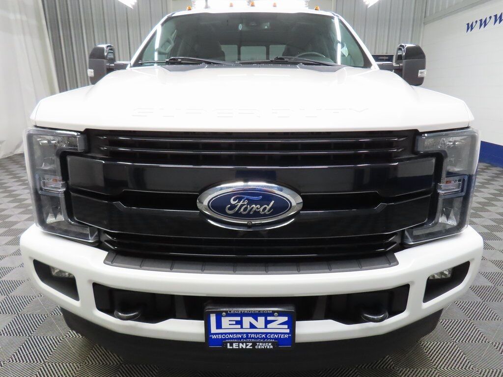 2019 Ford F-250 Super Duty 4x4 Crew Cab Lariat Fond du Lac WI 2019 Ford F-250 Super Duty 4x4 Crew Cab Lariat Fond du Lac WI