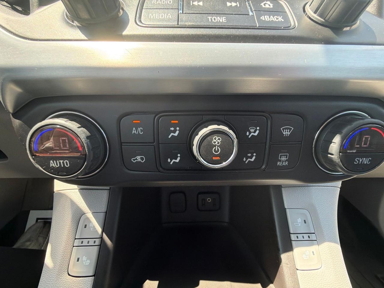 2019 GMC Acadia SLT-1 Watertown SD 2019 GMC Acadia SLT-1 Watertown SD