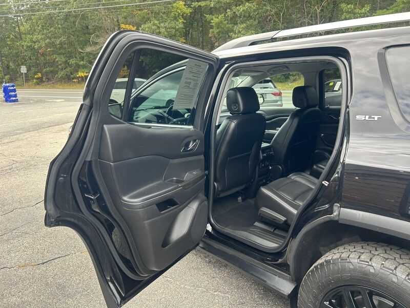2019 GMC Acadia SLT Webster MA 2019 GMC Acadia SLT Webster MA