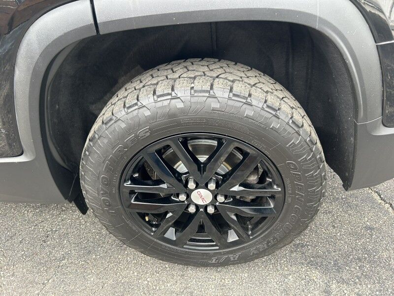 2019 GMC Acadia SLT Webster MA 2019 GMC Acadia SLT Webster MA