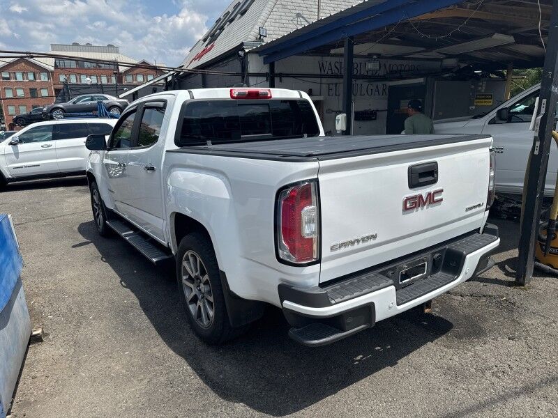 2019 GMC Canyon 4WD Crew Cab 128.3 Denali 2019 GMC Canyon 4WD Crew Cab 128.3 Denali