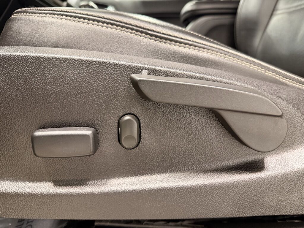 2019 GMC Canyon 4x4 Crew Cab Denali Minocqua WI 2019 GMC Canyon 4x4 Crew Cab Denali Minocqua WI