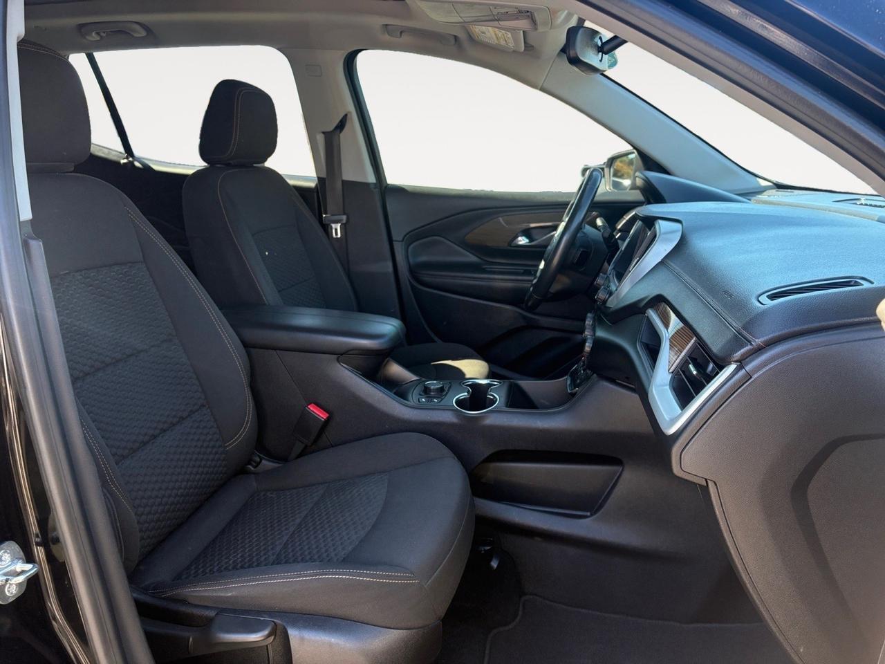 2019 GMC Terrain SLE, BLIND SPOT ALERT, POWER LIFTGATE, APPLE CARPLAY/ANDROID AUTO, HEATED SEATS, PANORAMIC SUNROOF, ROOF RACKS, TOW PACKAGE, CLEAN CARFAX, LOW MILES, TAKE THE ROAD IN THIS TERRAIN! Virginia Beach VA 2019 GMC Terrain SLE, BLIND SPOT ALERT, POWER LIFTGATE, APPLE CARPLAY/ANDROID AUTO, HEATED SEATS, PANORAMIC SUNROOF, ROOF RACKS, TOW PACKAGE, CLEAN CARFAX, LOW MILES, TAKE THE ROAD IN THIS TERRAIN! Virginia Beach VA