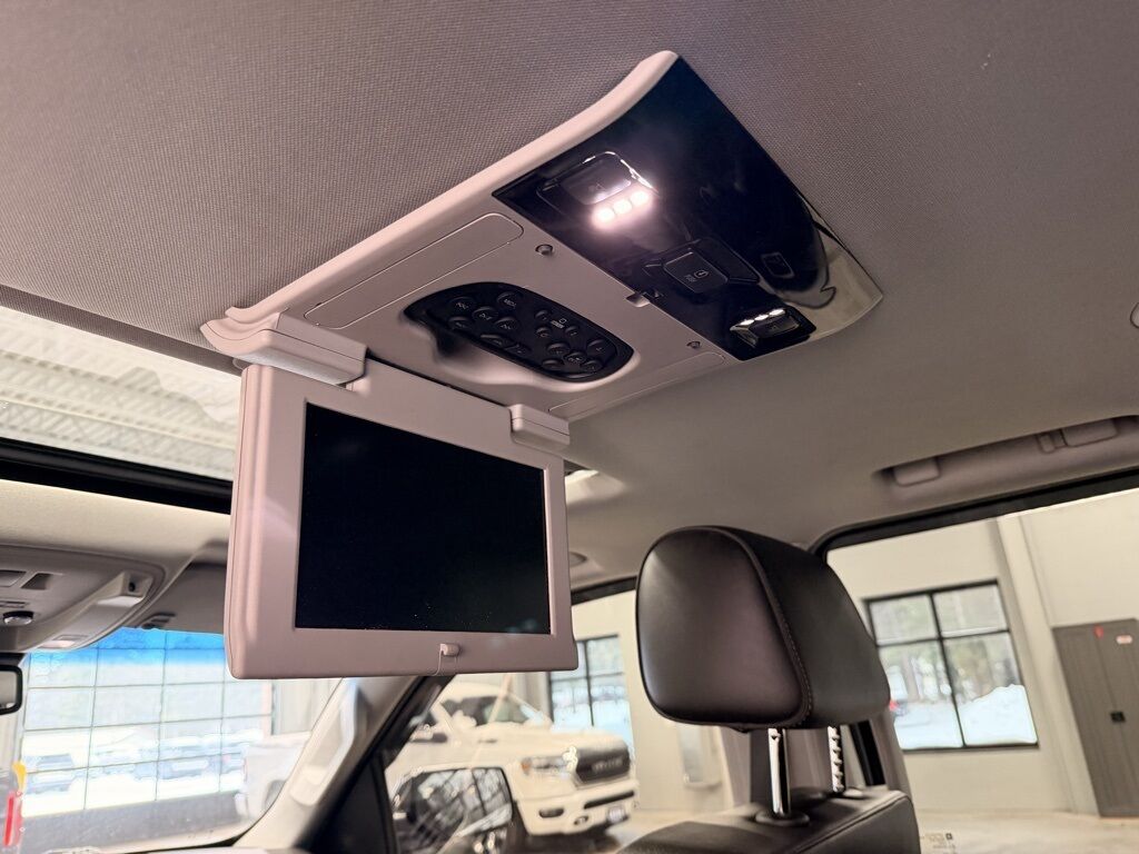 2019 GMC Yukon XL Denali 4WD Minocqua WI 2019 GMC Yukon XL Denali 4WD Minocqua WI