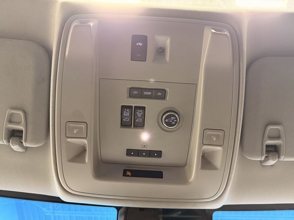 2019 GMC Yukon XL Denali 4WD Minocqua WI 2019 GMC Yukon XL Denali 4WD Minocqua WI