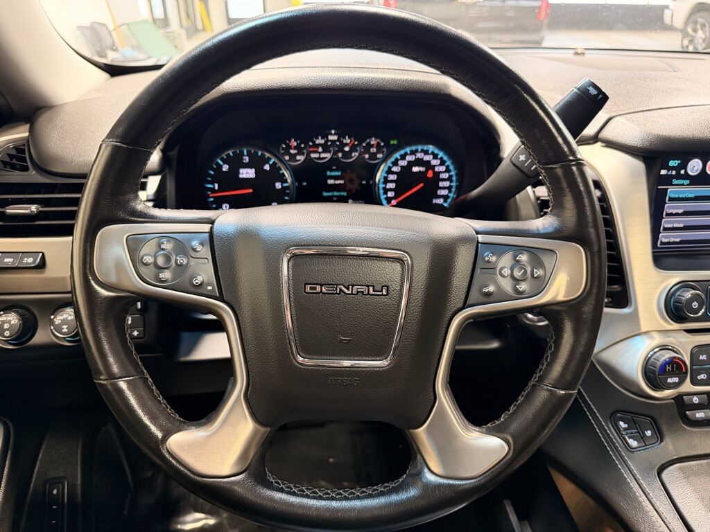 2019 GMC Yukon XL Denali 4WD Minocqua WI 2019 GMC Yukon XL Denali 4WD Minocqua WI