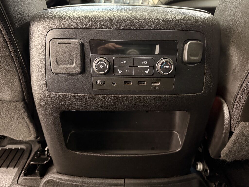 2019 GMC Yukon XL Denali 4WD Minocqua WI 2019 GMC Yukon XL Denali 4WD Minocqua WI