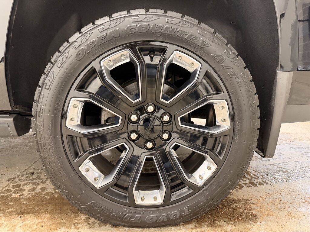 2019 GMC Yukon XL Denali 4WD Minocqua WI 2019 GMC Yukon XL Denali 4WD Minocqua WI