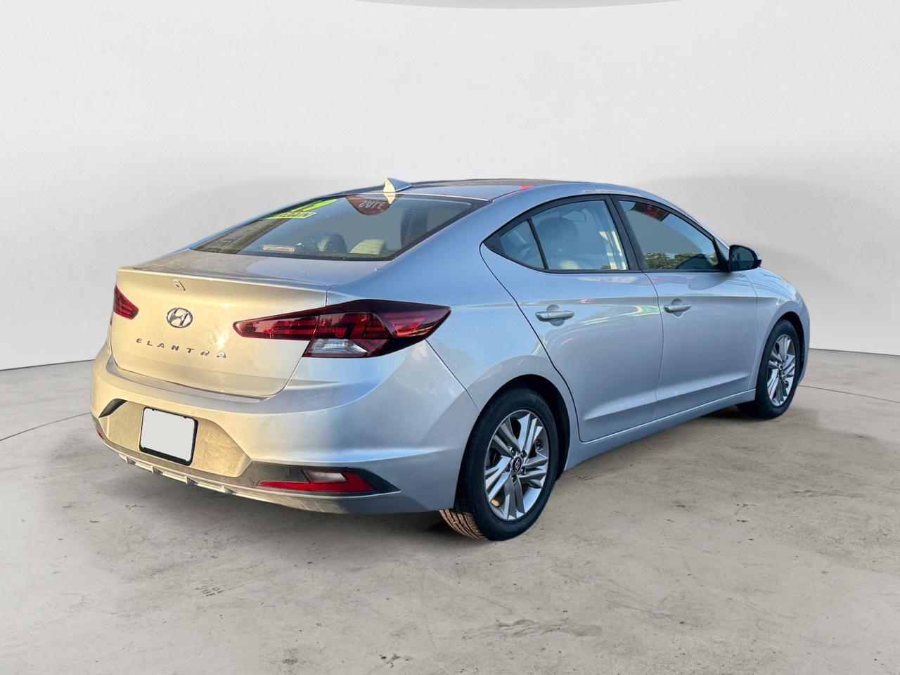 2019 HYUNDAI ELANTRA LIMITED; SEL SEL Kansas City MO 2019 HYUNDAI ELANTRA LIMITED; SEL SEL Kansas City MO