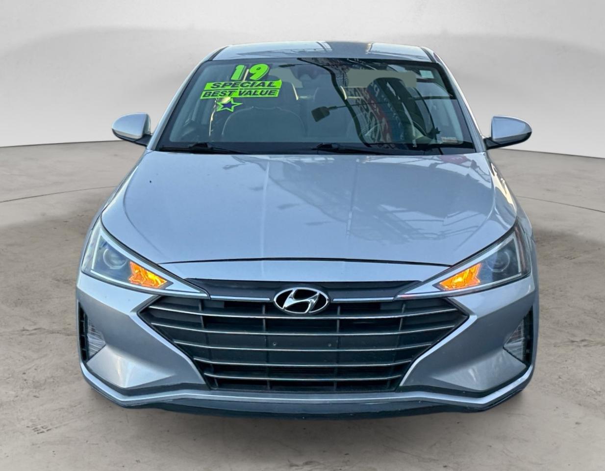 2019 HYUNDAI ELANTRA LIMITED; SEL SEL Kansas City MO 2019 HYUNDAI ELANTRA LIMITED; SEL SEL Kansas City MO