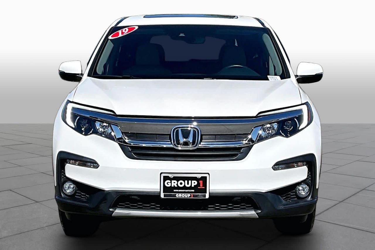 2019 Honda Pilot EX-L w/Navi & RES 2019 Honda Pilot EX-L w/Navi & RES