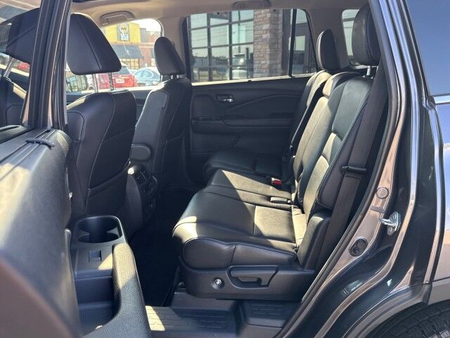 2019 Honda Pilot Touring 8-Passenger Springfield IL 2019 Honda Pilot Touring 8-Passenger Springfield IL