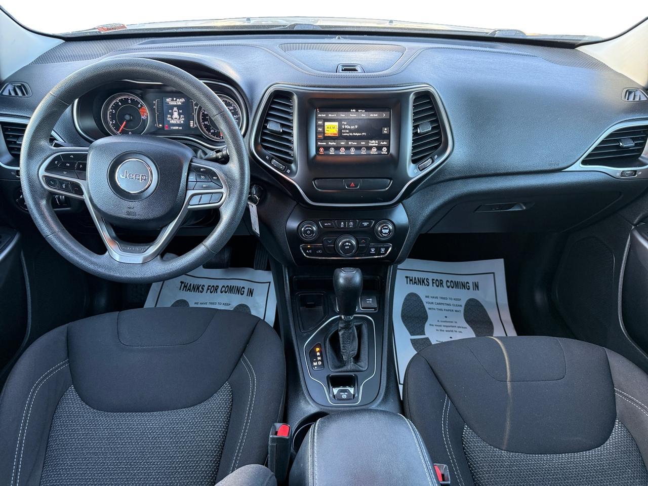 2019 JEEP CHEROKEE LATITUDE Latitude Kansas City MO 2019 JEEP CHEROKEE LATITUDE Latitude Kansas City MO