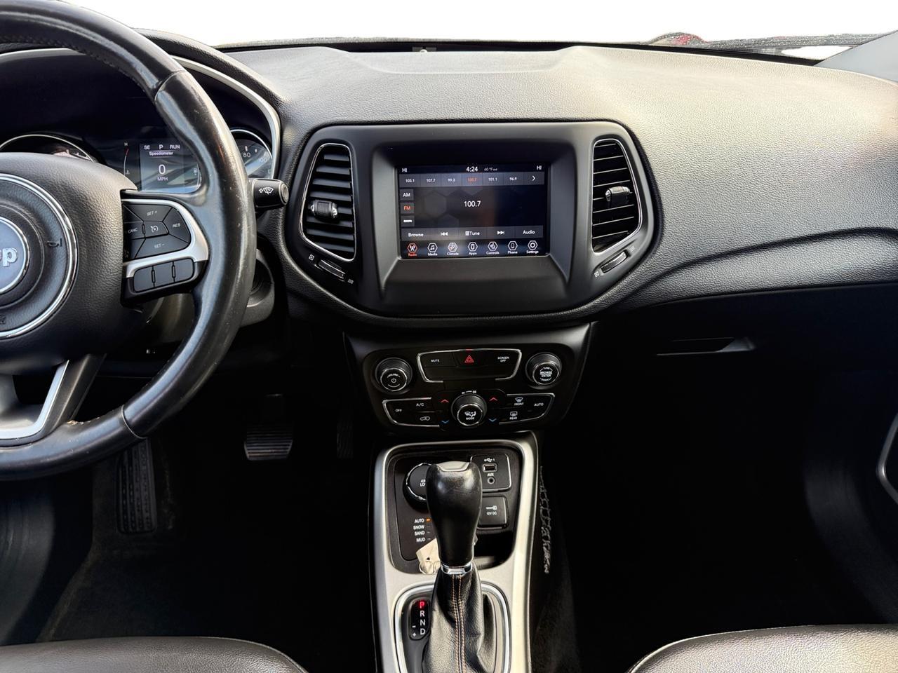2019 JEEP COMPASS LATITUDE; AL Kansas City MO 2019 JEEP COMPASS LATITUDE; AL Kansas City MO