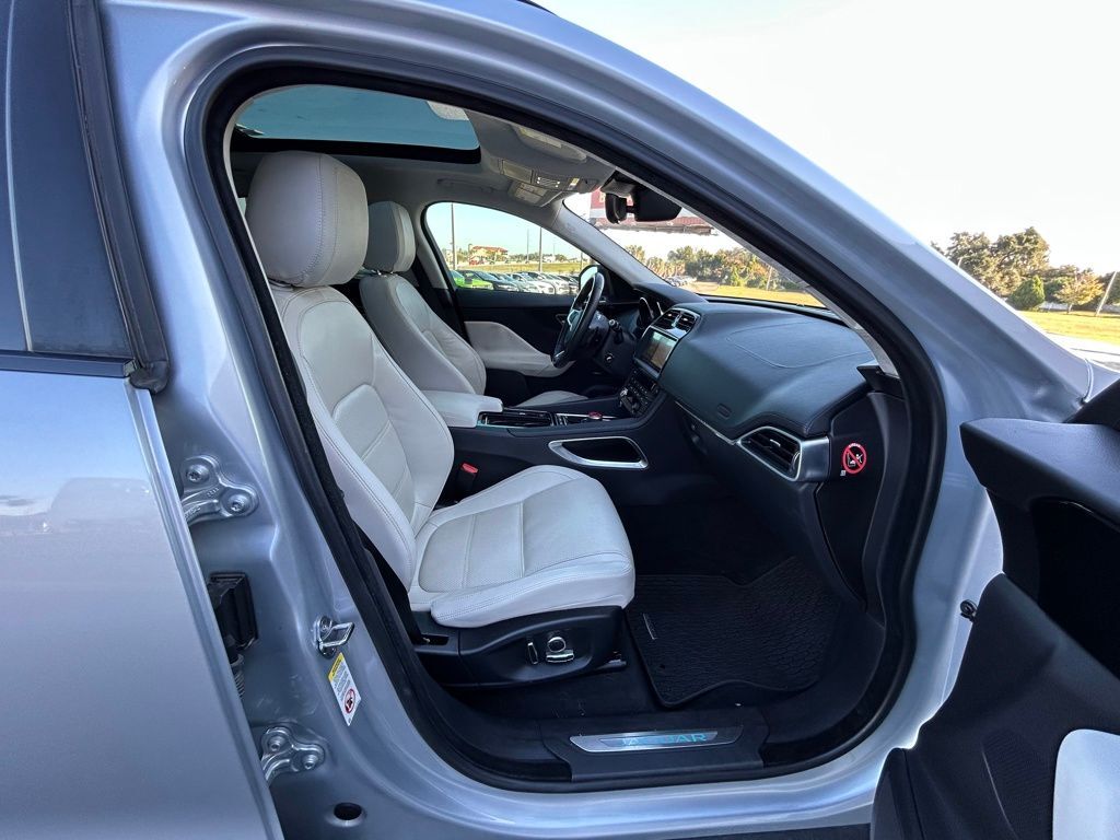 2019 Jaguar F-PACE 30t Prestige Lakeland FL