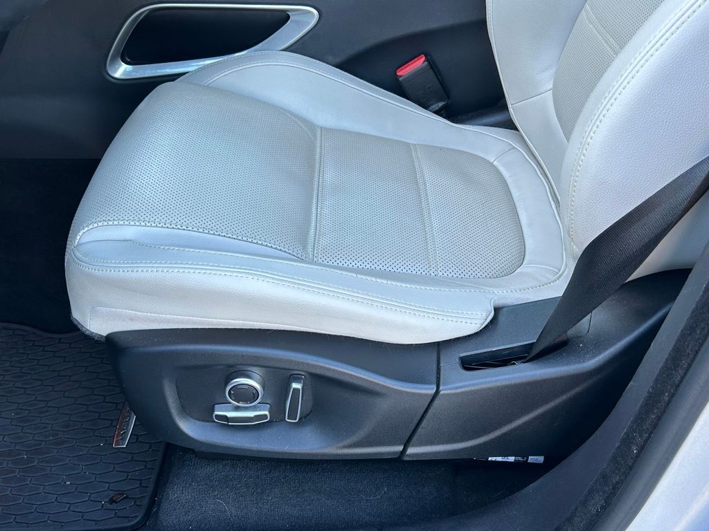 2019 Jaguar F-PACE 30t Prestige Lakeland FL