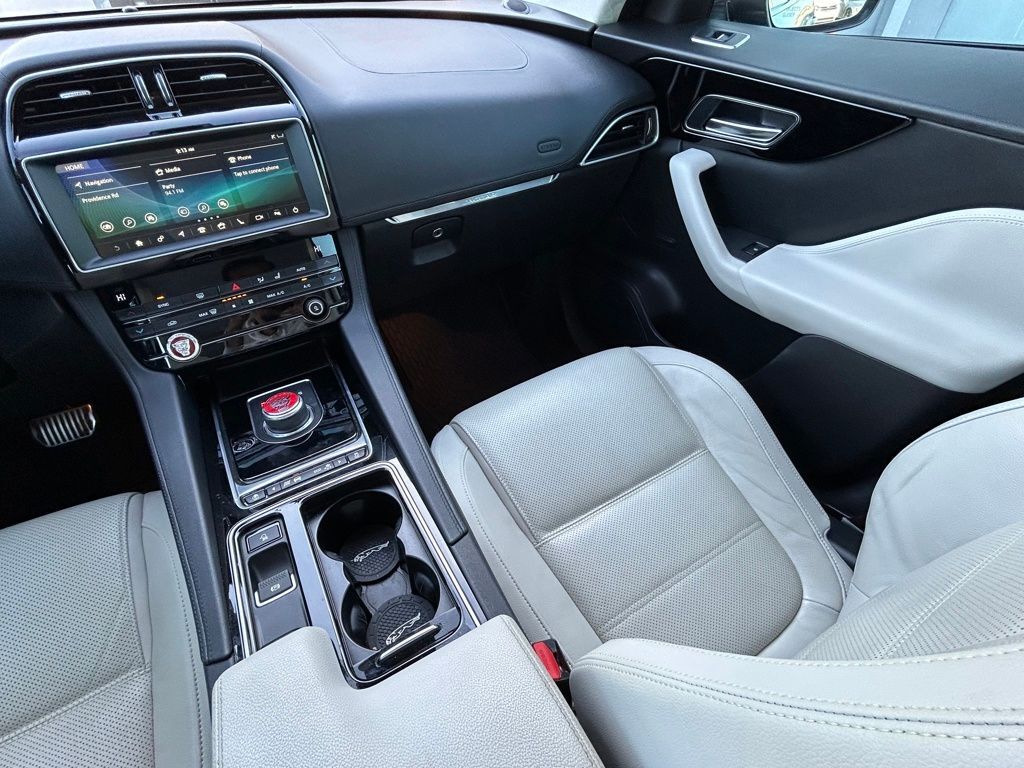 2019 Jaguar F-PACE 30t Prestige Lakeland FL