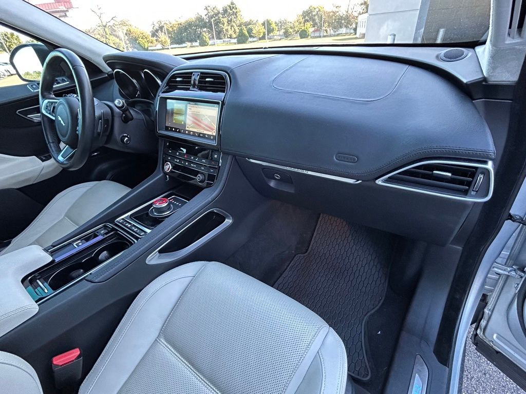 2019 Jaguar F-PACE 30t Prestige Lakeland FL