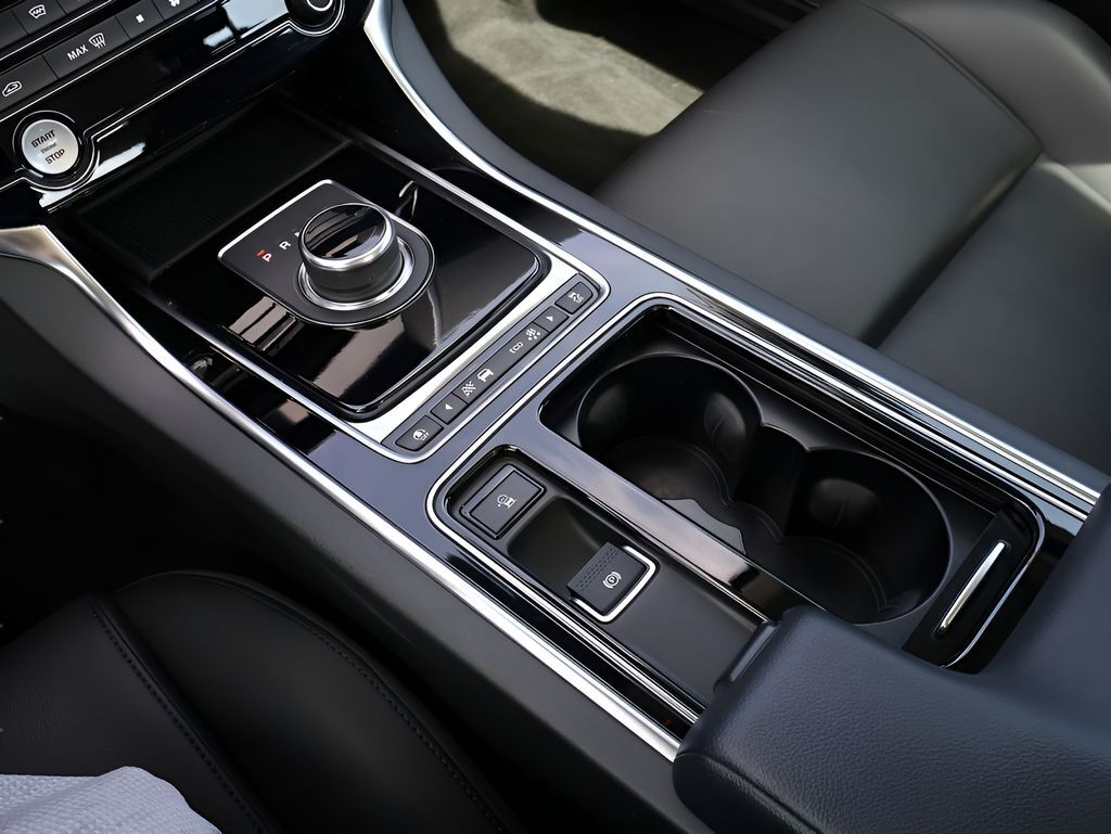 2019 Jaguar XE 25t Premium San Clemente CA