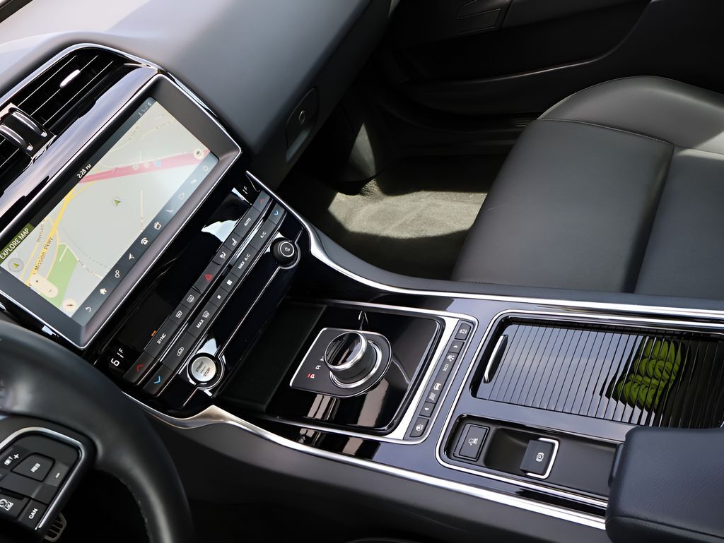 2019 Jaguar XE 25t Premium San Clemente CA