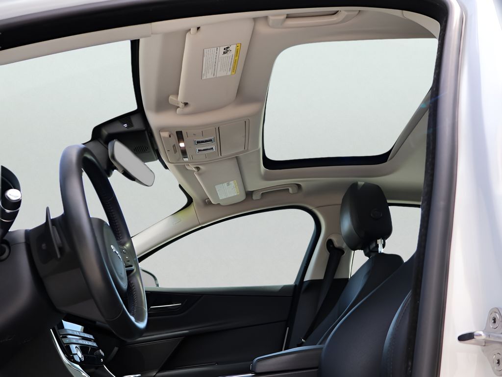 2019 Jaguar XE 25t Premium San Clemente CA