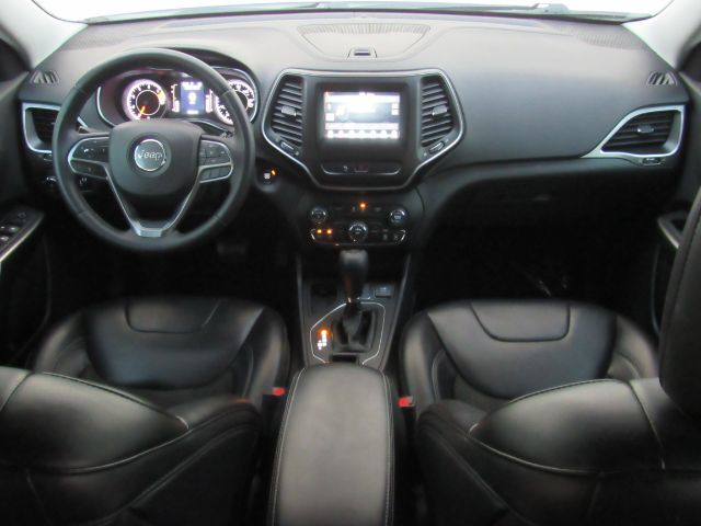 2019 Jeep Cherokee Latitude Plus FWD 2019 Jeep Cherokee Latitude Plus FWD