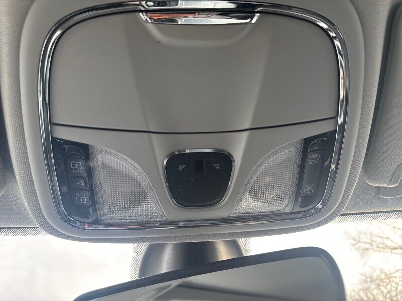 2019 Jeep Cherokee Limited - LEATHER - SUNROOF - V6 Whitinsville MA 2019 Jeep Cherokee Limited - LEATHER - SUNROOF - V6 Whitinsville MA