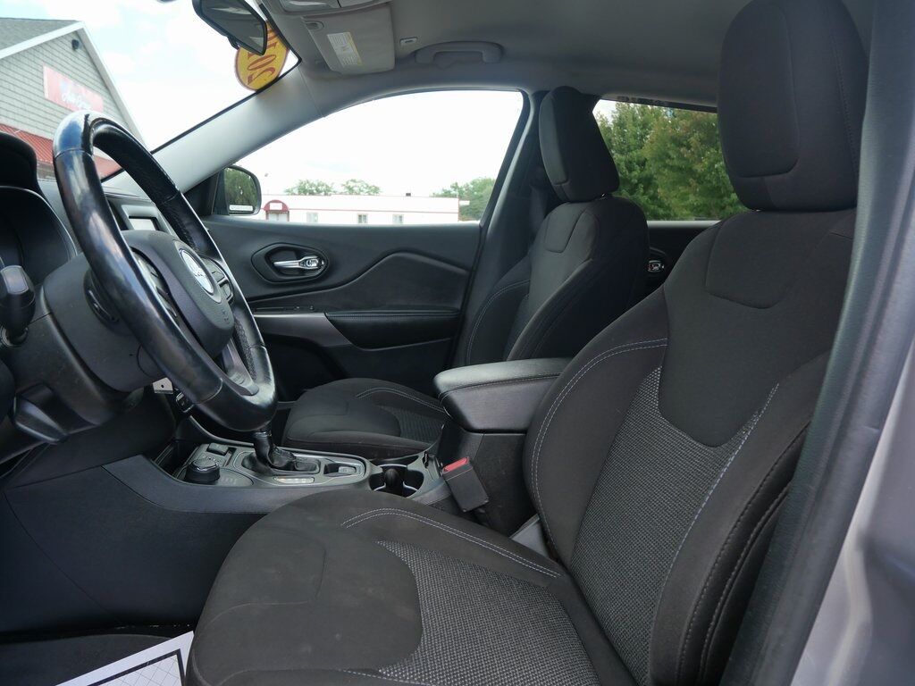 2019 Jeep Cherokee Sport Mt Pleasant MI